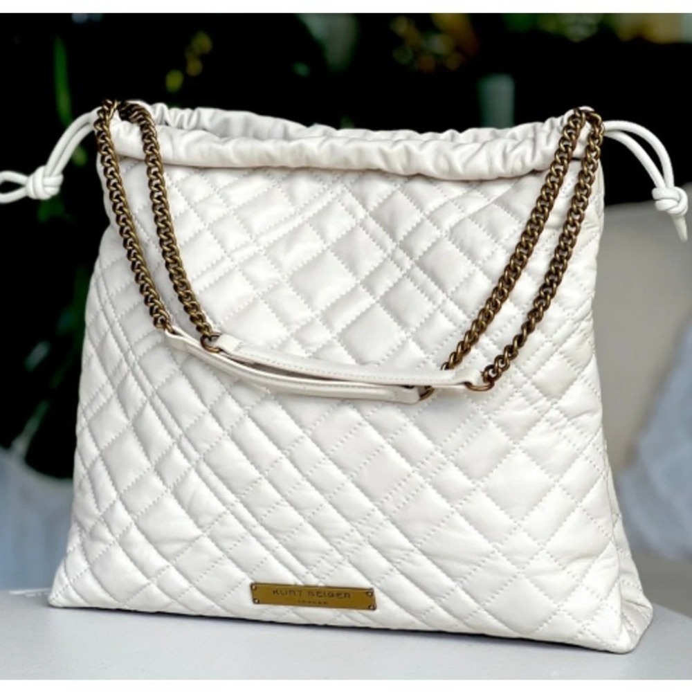 KURT GEIGER Brixton Drawstring Genuine Leather Large Shoulder Bag Bone